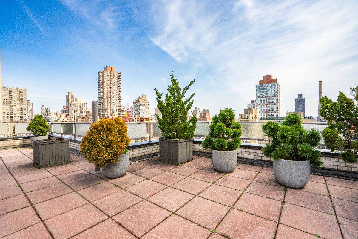 Zweben Team-Top Upper East Side Realtor-301 East 75th St #8A-web-07